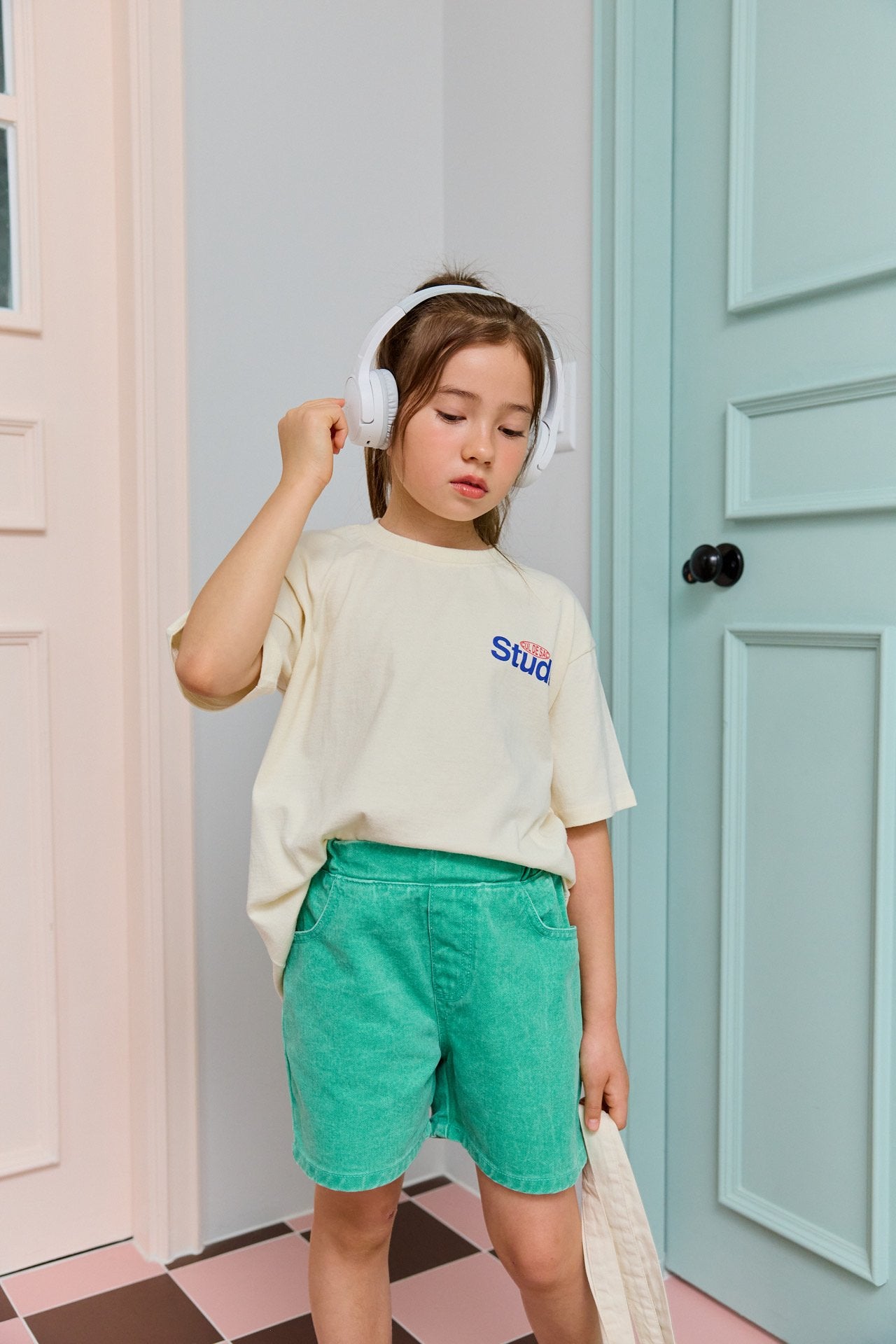 Studio Tee