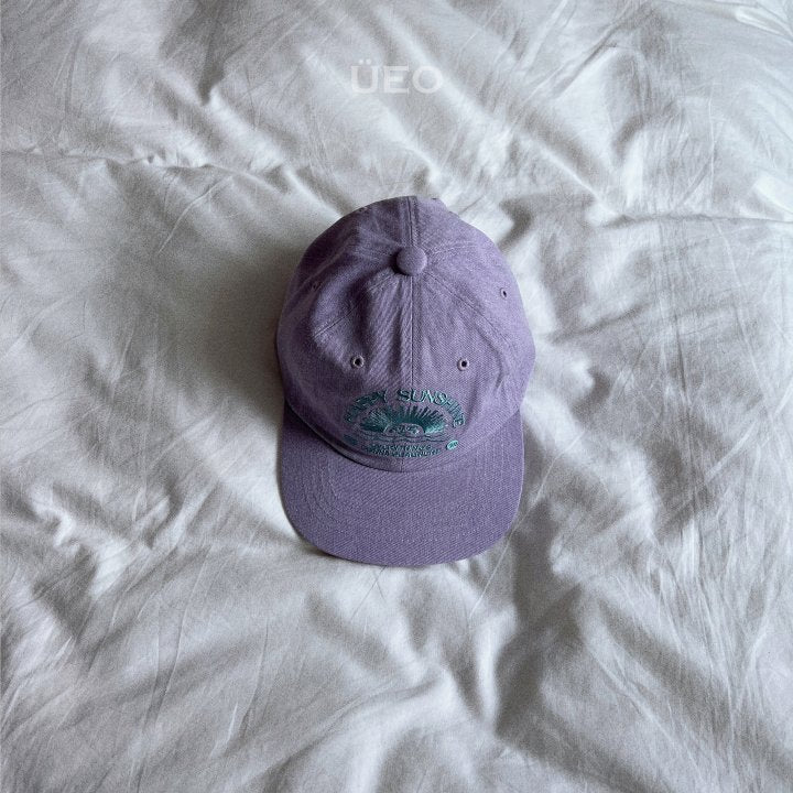 Sun snapback
