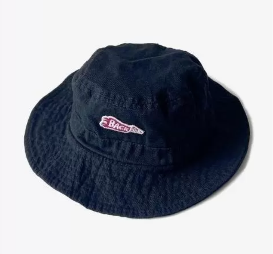 Back bucket hat